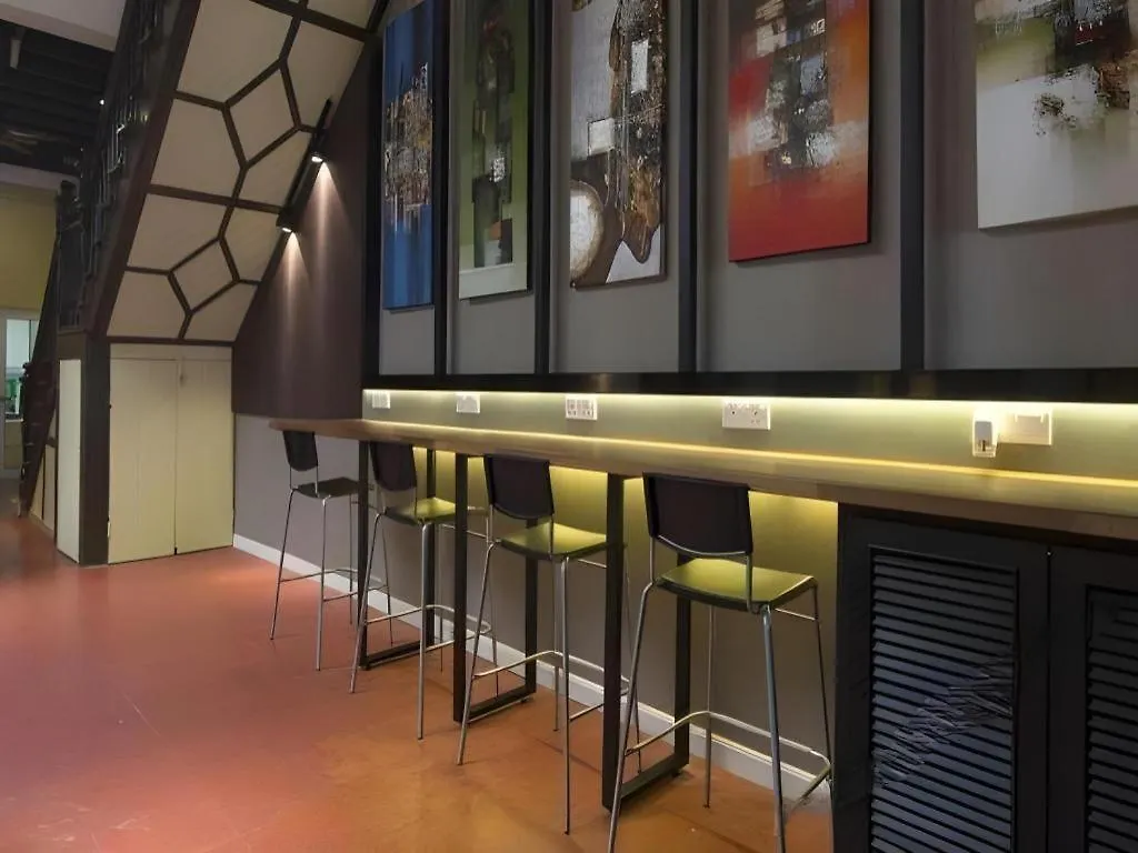 ג'ורג' טאון Istay Hotel