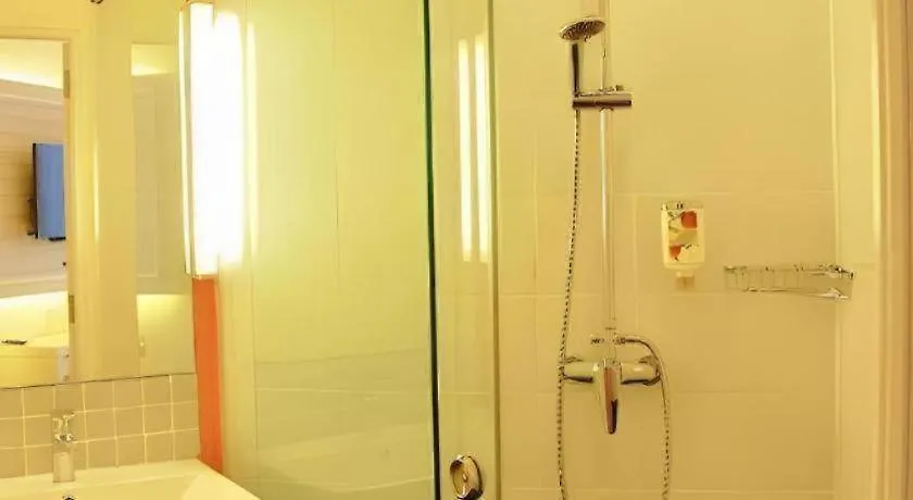ג'ורג' טאון Istay Hotel  ג'ורג' טאון